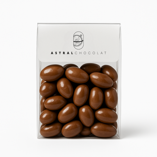 Amandes enrobées de Chocolat au lait & Caramel à la pointe de Fleur de Sel